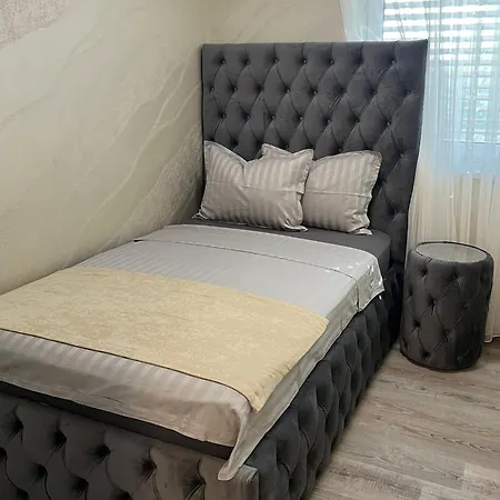 Moste 2 - Free Parking & Pool, Ev Station Любляна