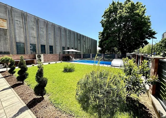 Moste 2 - Free Parking & Pool, Ev Station Appartamento *