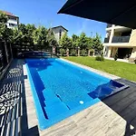 Moste 2 - Free Parking & Pool, Ev Station * 卢布尔雅那